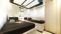 SAKATA -  Twin Cabin